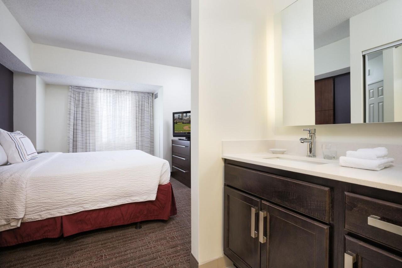 Residence Inn Minneapolis Downtown/City Center מראה חיצוני תמונה